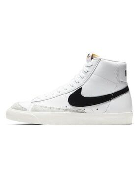 Nike Blazer Mid ‘77 Vintage- (W 9.5)